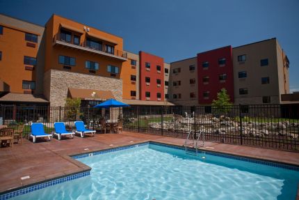 Stoney Creek Hotel Sioux City outdoor pool