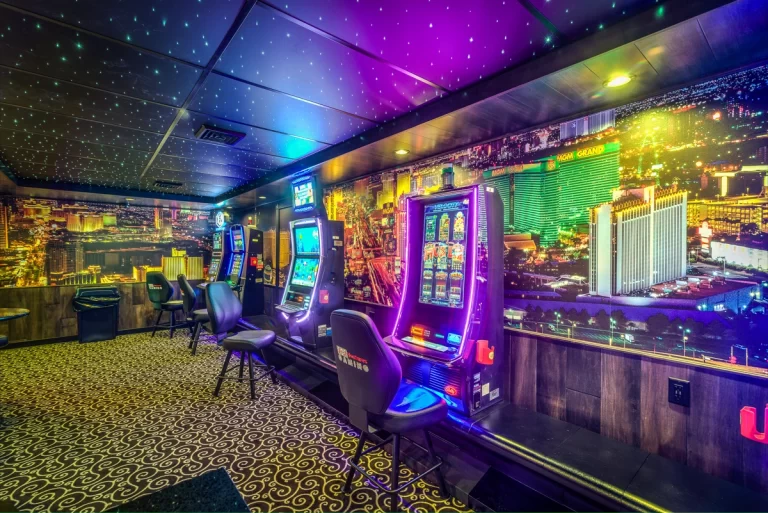 Sunset Inn and Suites Clinton Game Room