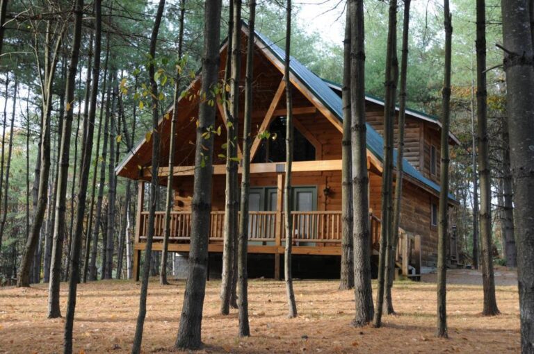 The Cabins at Pine Haven - Beckley1