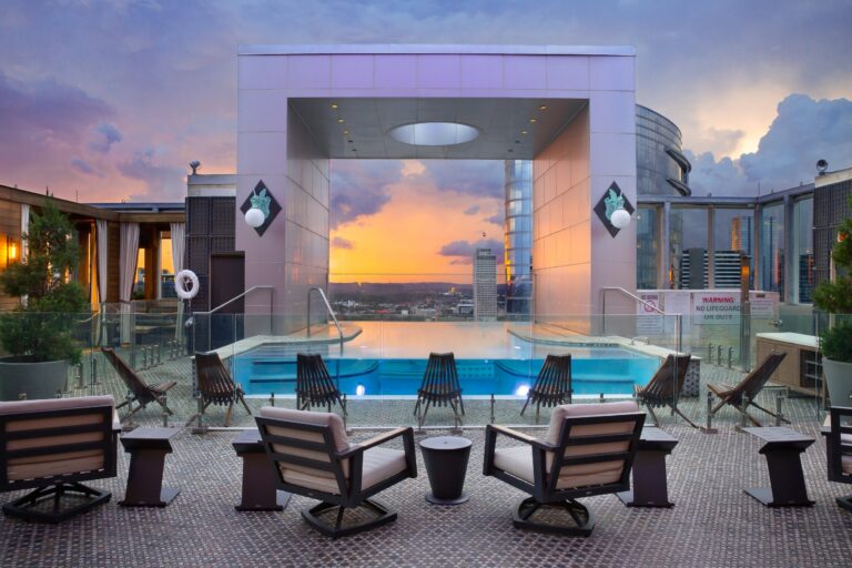 The Westin Nashville rooftop pool