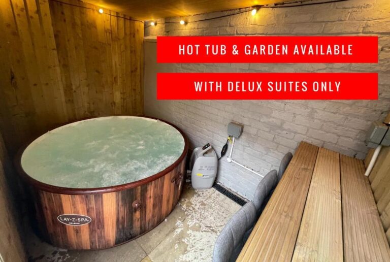 accommodations with hot tub in Blackpool for couples 4
