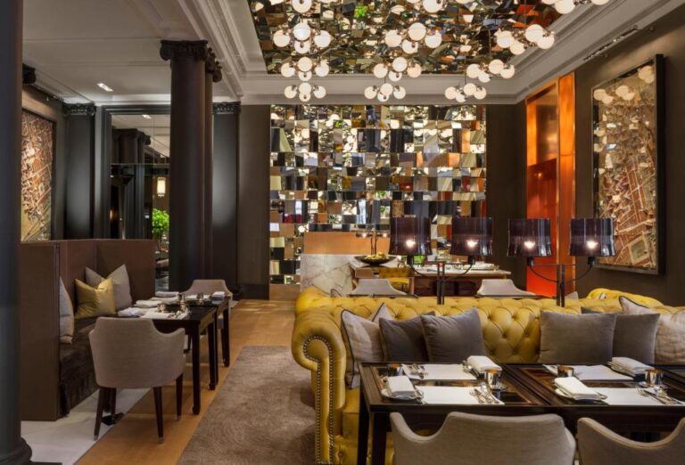 cool hotels in london- Hotel Rosewood 1