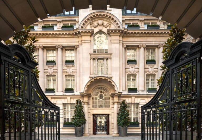 cool hotels in london- Hotel Rosewood