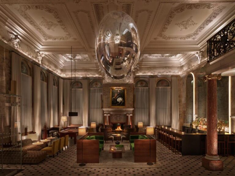 cool hotels in london- The London Edition 2