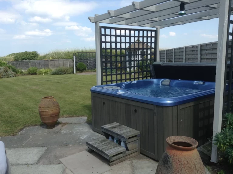 holiday home in Blackpool with hot tub
