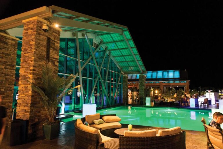 honeymoon suite at Mount Airy Casino Resort in Poconos