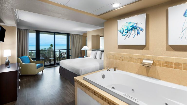 honeymoon suites at Caravelle Resort in myrtle beach