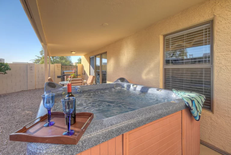 hot tub accommodations in Arizona 2