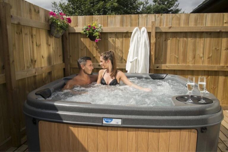 luxury lodges with hot tub Scotland 3