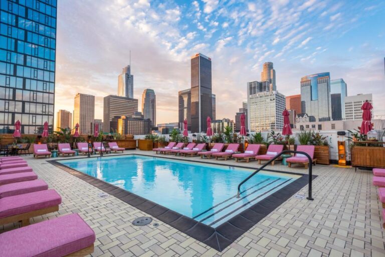 Freehand hotel Los Angeles rooftop pool