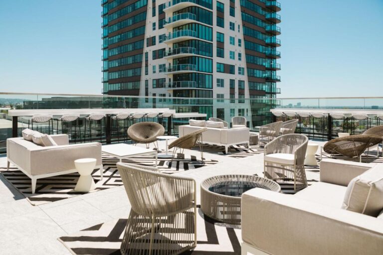 Godfrey hotel LA rooftop pool 2