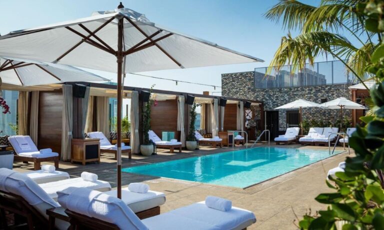 Dream hollywood hotel LA rooftop pool 2