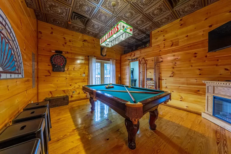 Cabin rentals in Pigeon Forge Cozy Cabin