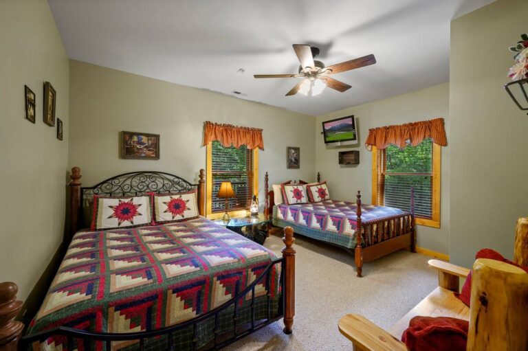 Cabin rentals in Pigeon Forge Our Mountain Dream1