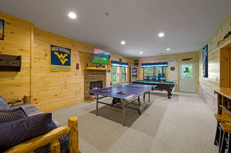 Cabin rentals in Pigeon Forge Our Mountain Dream2