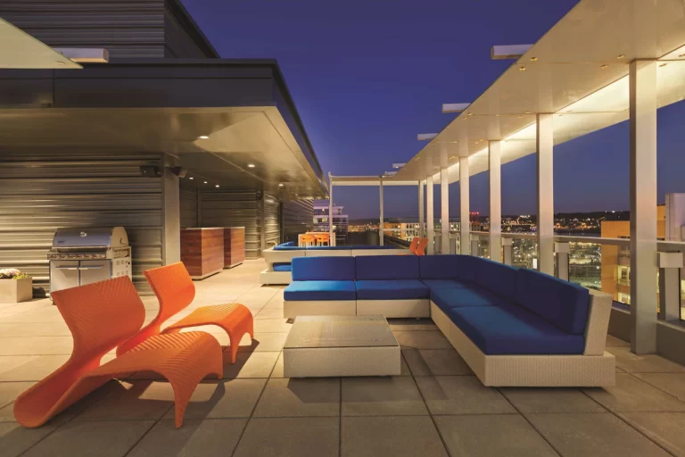 Homewood Suites by Hilton Washington DC Capitol-Navy Yard rooftop bar