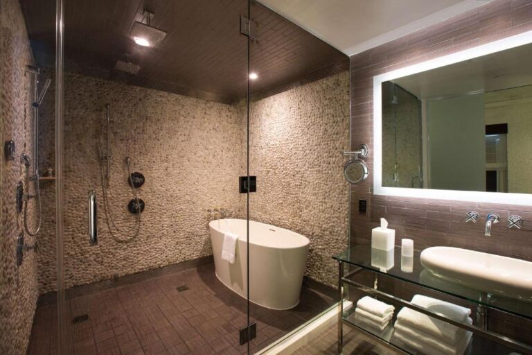 Hotels with Walk In Shower for Two Andaz San Diego1