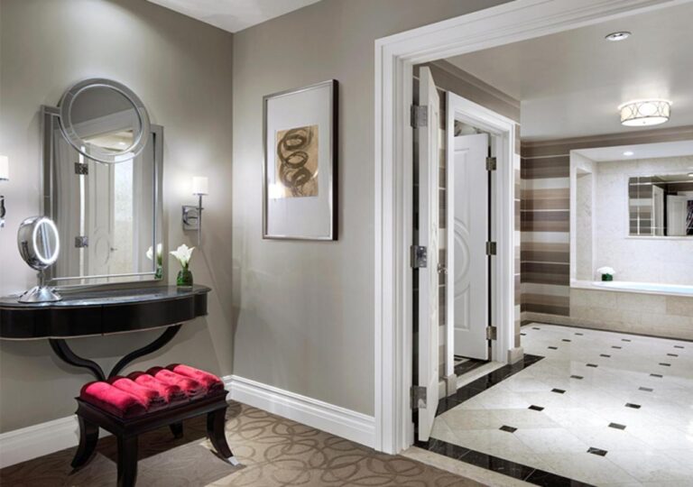 Hotels with Walk In Shower for Two The Palazzo at The Venetian®1