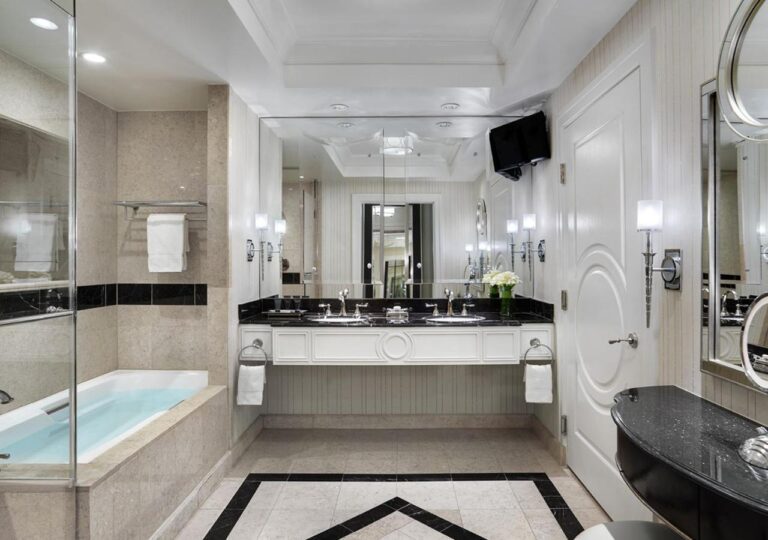 Hotels with Walk In Shower for Two The Palazzo at The Venetian®3