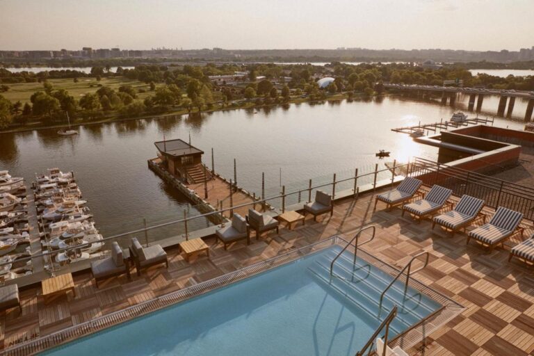 InterContinental - Washington D.C. hotel with rooftop pool