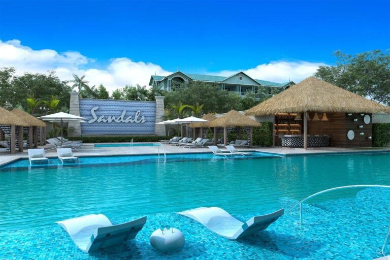 Sandals Royal Caribbean All Inclusive Resort & Private Island pool