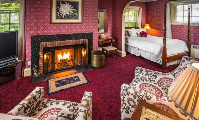 Stonehurst Manor, North Conway, New Hampshire, Suite