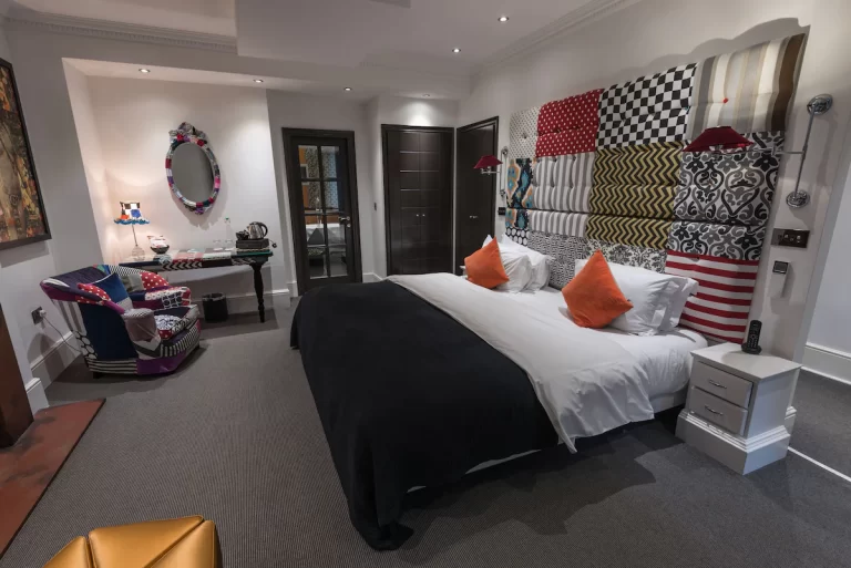 The Exhibitionist Hotel London suite 4