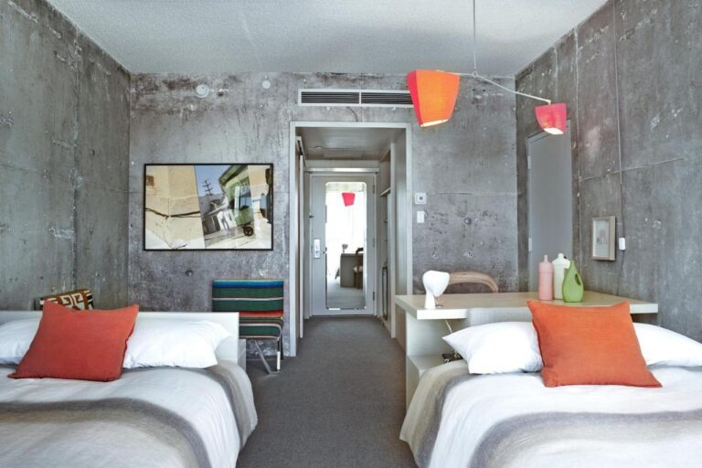 Themed Hotels In California. The Line Hotel 3