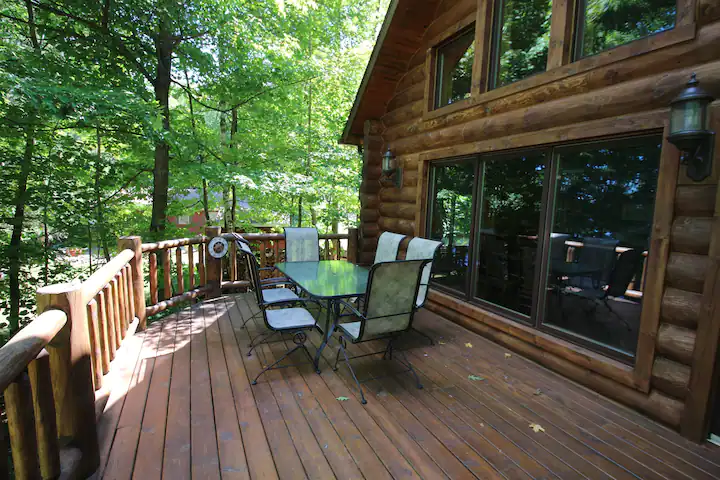 Treehouse cabins in Wisconsin Beautiful Log Cabin with Sauna3