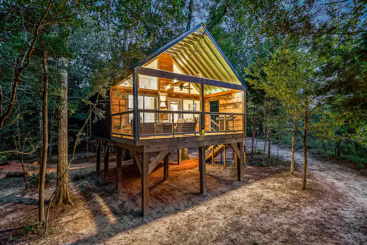 Treehouse cabins in mississippi Panoramic Bungalow