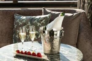 atlanta-honeymoon-suites-at-The-Ritz-Carlton-e1669012488344-300x229