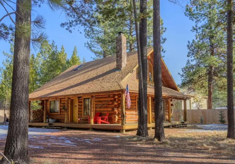 cabins with hot tub in oregon Luxury Log Cabin
