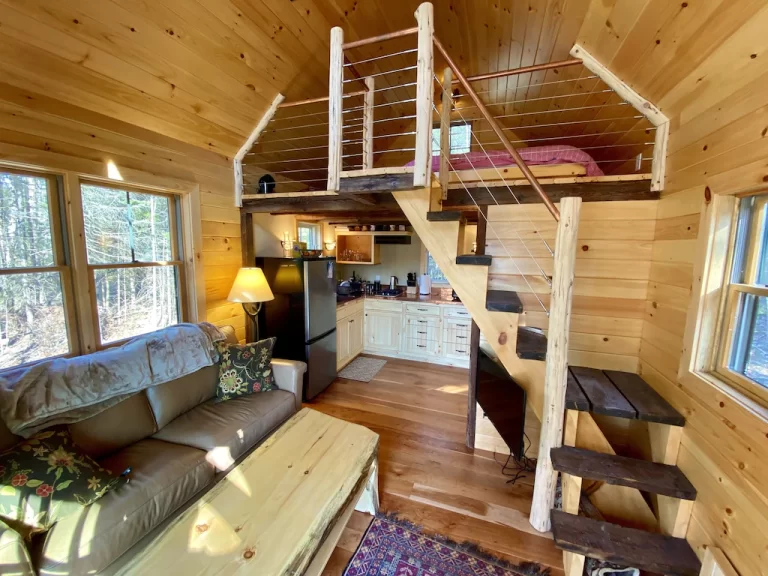 cabins with hot tub in vermont Cozy Loft3