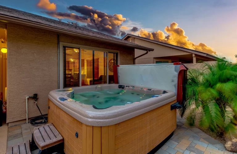 elegant vacation home with private hot tub in Mesa 3