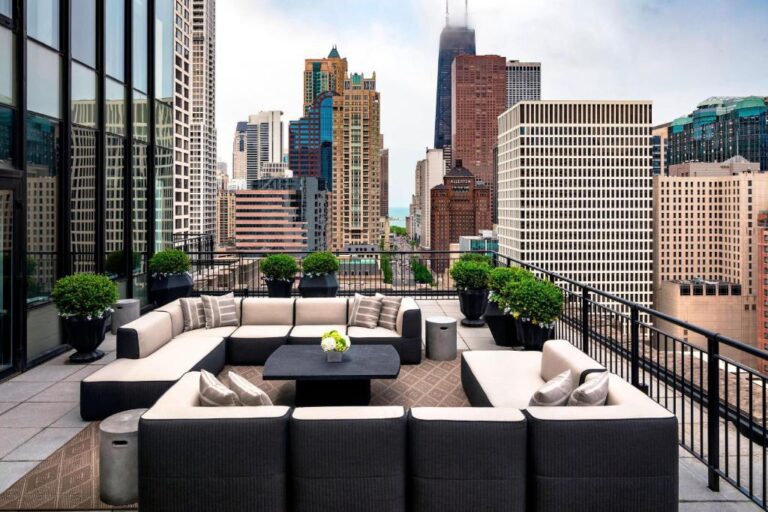 honeymoon suites The Gwen, a Luxury Collection Hotel chicago