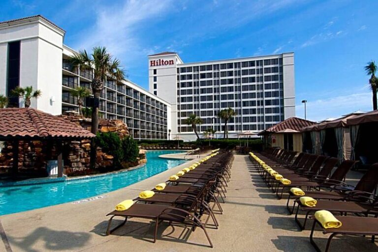 honeymoon suites at Hilton Island Resort in galveston