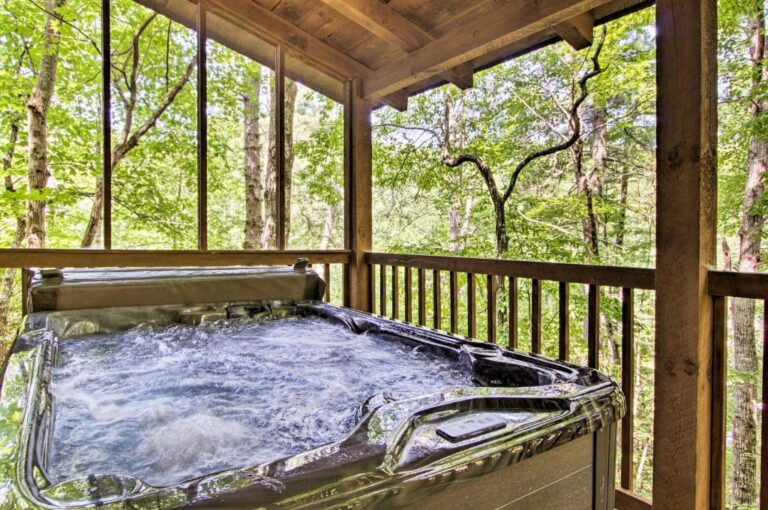 honeymoon suites at Secluded Forest Cabin in gatlinburg