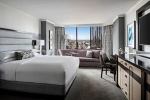 honeymoon-suites-at-The-Ritz-Carlton-in-atlanta-300x200