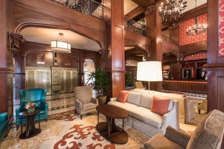 honeymoon suites at The Skirvin Hilton oklahoma city