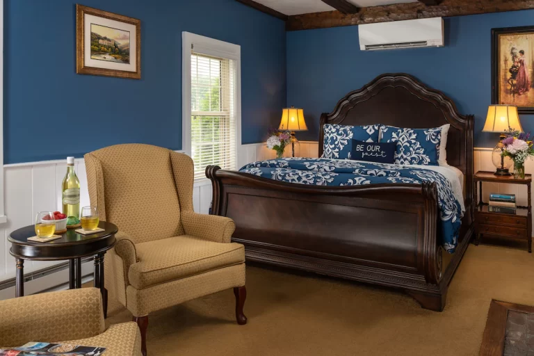 1802 House Bed and Breakfast New England Suite