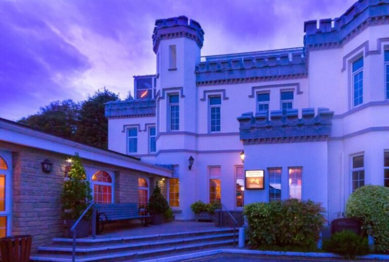 Stradey Park Hotel Spa Llanelli, Wales 8