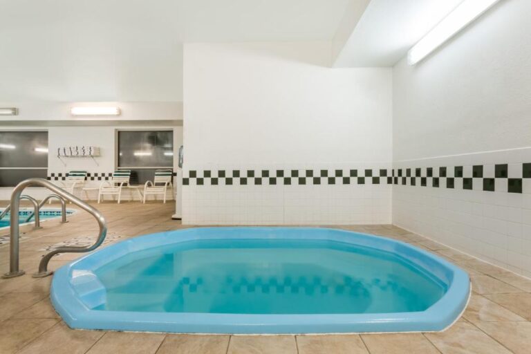 Baymont by Wyndham - Pool Area with Hot Tub