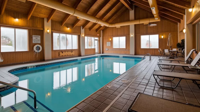 Best Western Port Columbus hotel with indoor pool