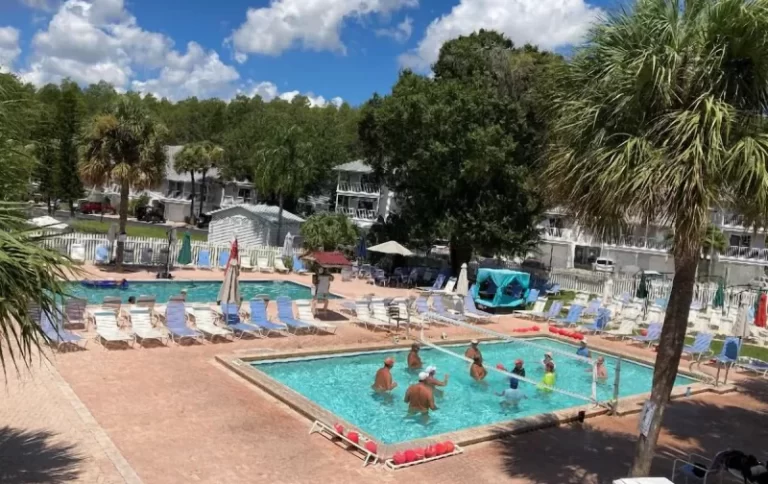 Clothing Optional Resorts in Florida paradise lakes resort3