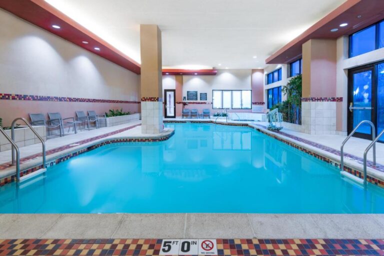 Embassy Suites - Pool Area with Hot Tub