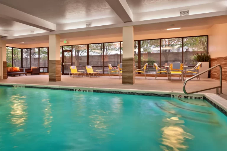 Fairfield Inn and Suites Salt Lake City pool