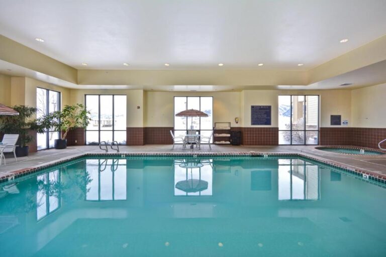 Hampton Inn Bozeman - Pool Area