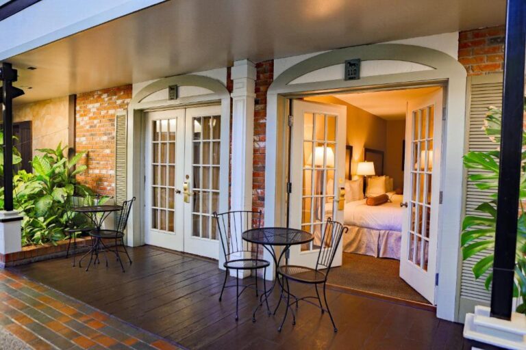 Heritage Inn - Executive Queen Room with Two Queen Beds
