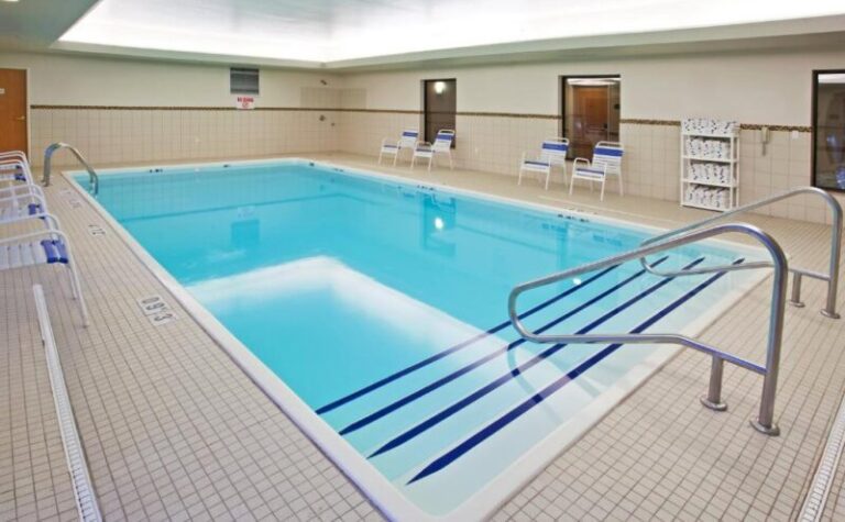 Holiday Inn Express Hotel & Suites Chesterfield near Macomb - pool area