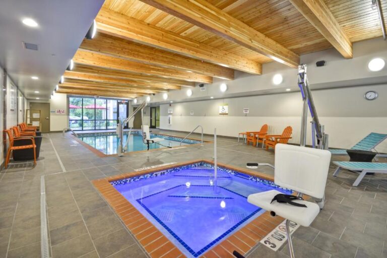 Home2 Suites By Hilton - Pool and Hot Tub Area